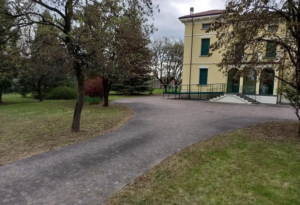 Villa Peonia Parma-1